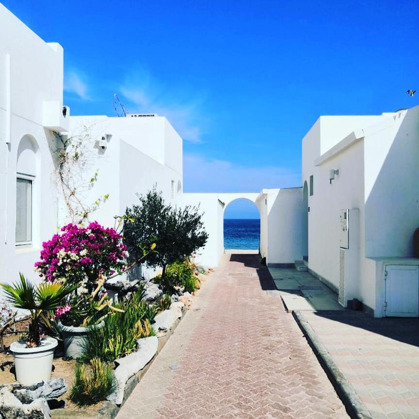 The Blue Gate 6 * Muscat